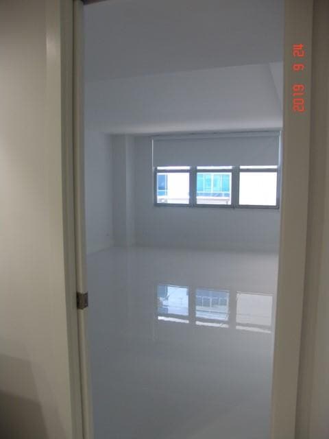 Foto del edificio - 6039 Collins Ave