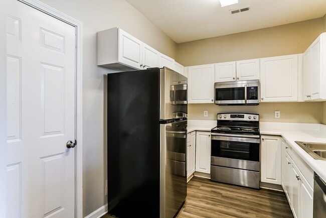 Foto del edificio - 4125 Standing Rock Way