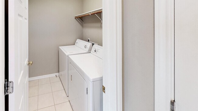 Foto del edificio - 1124 Carolina St