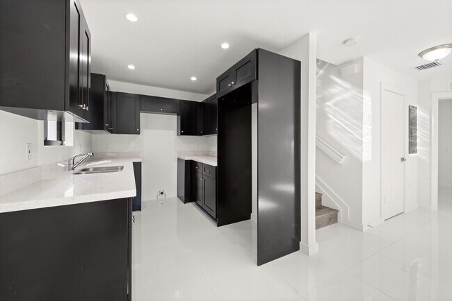 Foto del edificio - 1840 NW 70th St