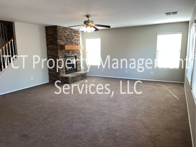 Foto del edificio - Large Home in Pecan Creek South