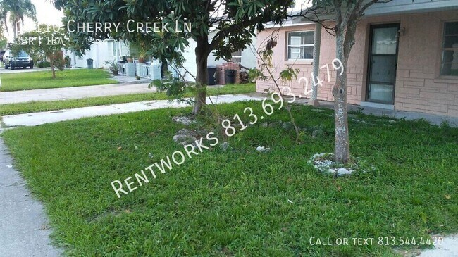 Building Photo - 10110 Cherry Creek Ln