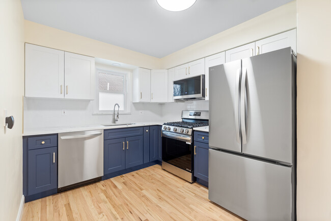 Cocina renovada - 396 Kaplan Ave