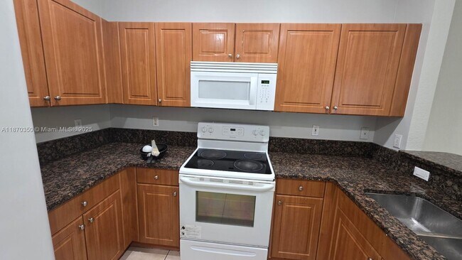 Foto del edificio - 2748 SW 83rd Ave