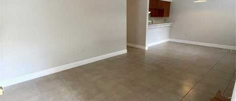 Building Photo - 1916 Crystal Grove Dr