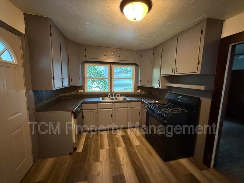 Foto principal - 132 N Gorham St