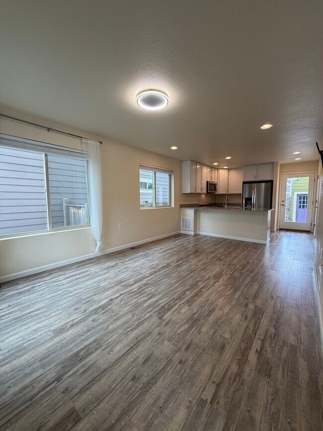 Foto del edificio - 9320 E 58th Ave