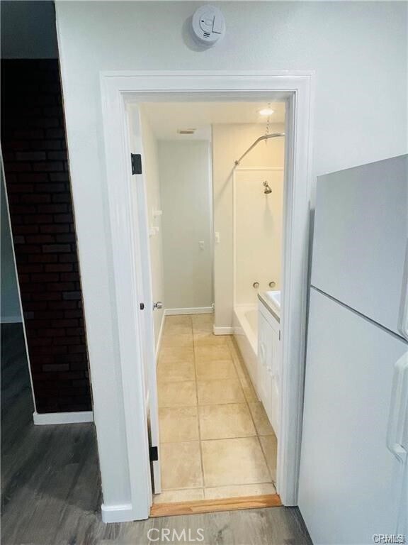 Building Photo - 327 S Euclid Ave