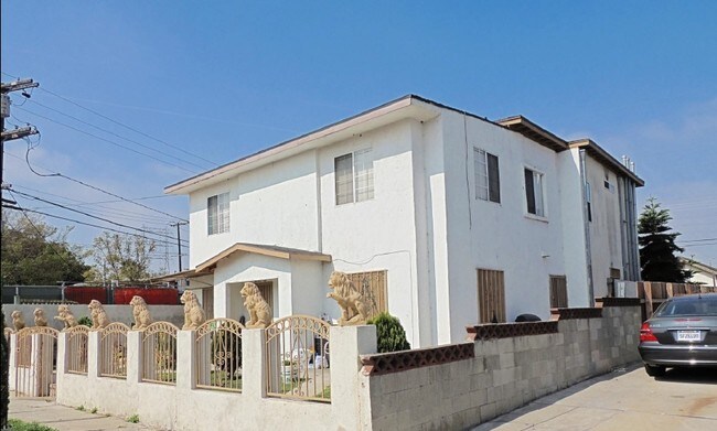 Foto del edificio - 2573-2577 S Spaulding Ave