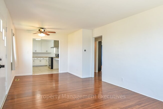 Foto del edificio - 3 Bedroom, 2 Bath House with Large Backyard