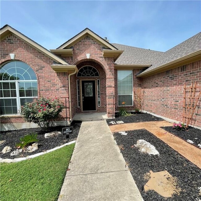 Building Photo - 2605 Shanty Creek Pl