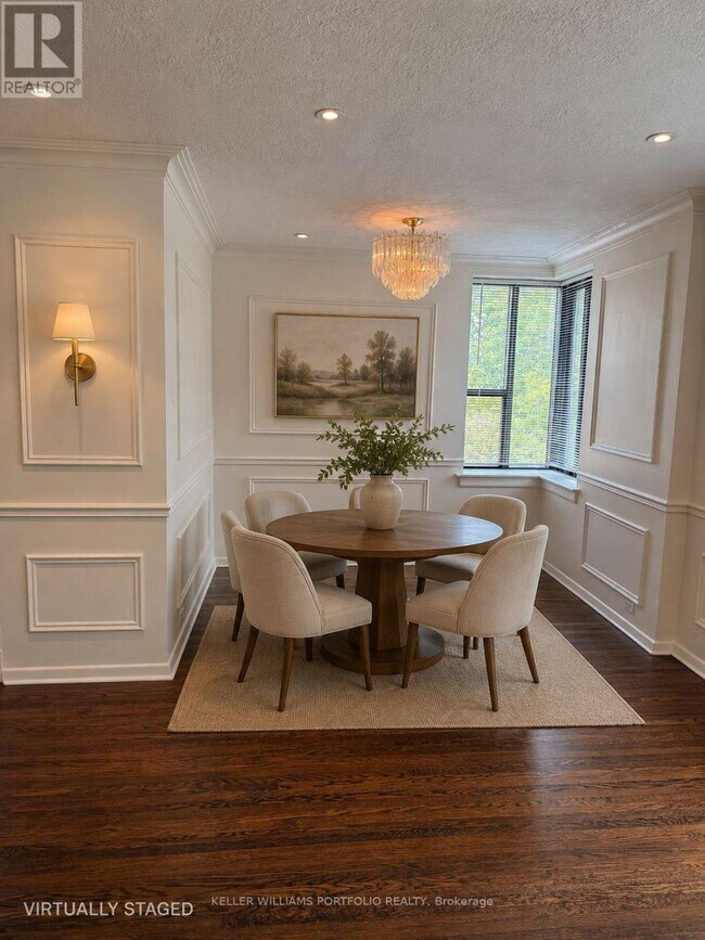 Photo du bâtiment - 150 Farnham Ave