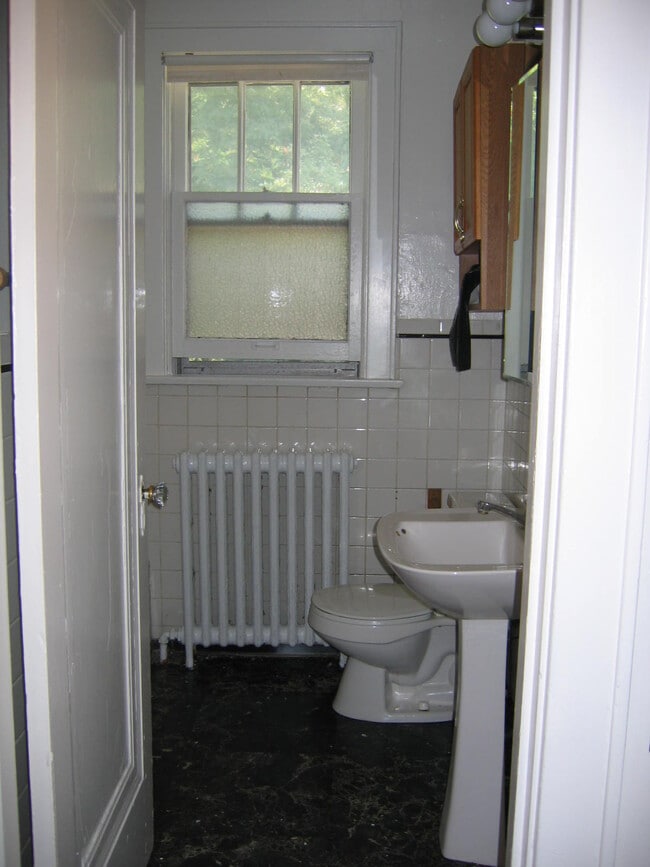 Baño - 423 Braddock Rd