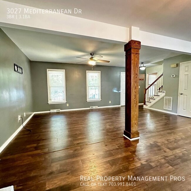 Building Photo - 3027 Mediterranean Dr