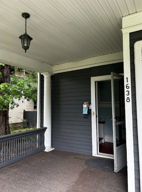 Foto del edificio - 1638 Sanderson Ave