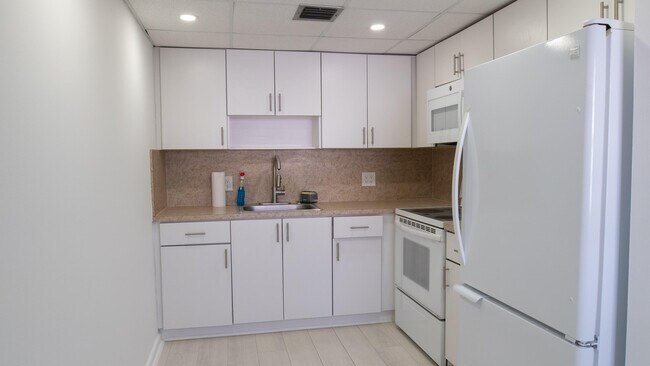 Foto del edificio - 400 SW 134th Way