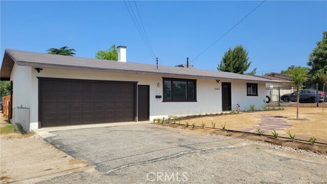 Foto del edificio - 10603 Cherry Ave