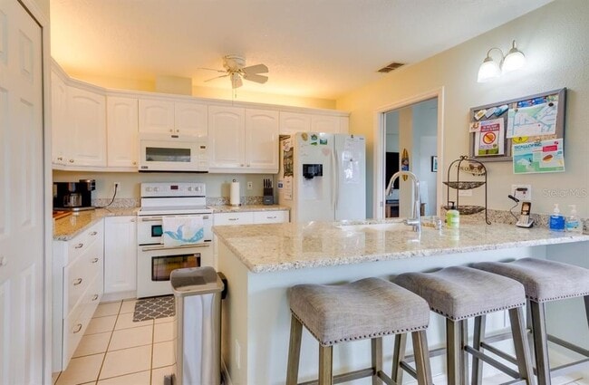 Building Photo - 7213 Tropical Dr