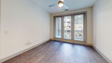 Interior Photo - Vitruvian West