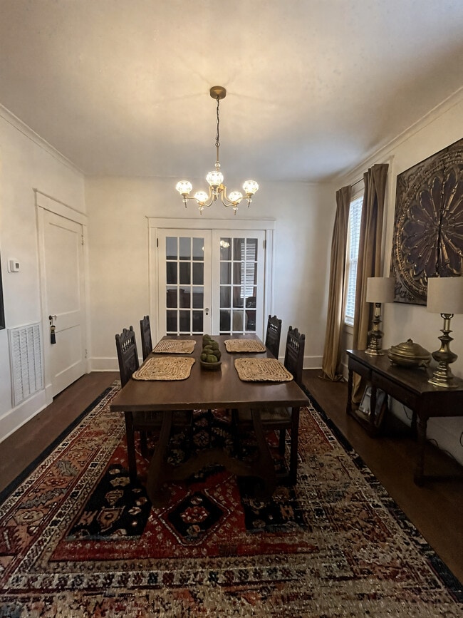 Building Photo - Harbert Court Apartments - Central Gardens