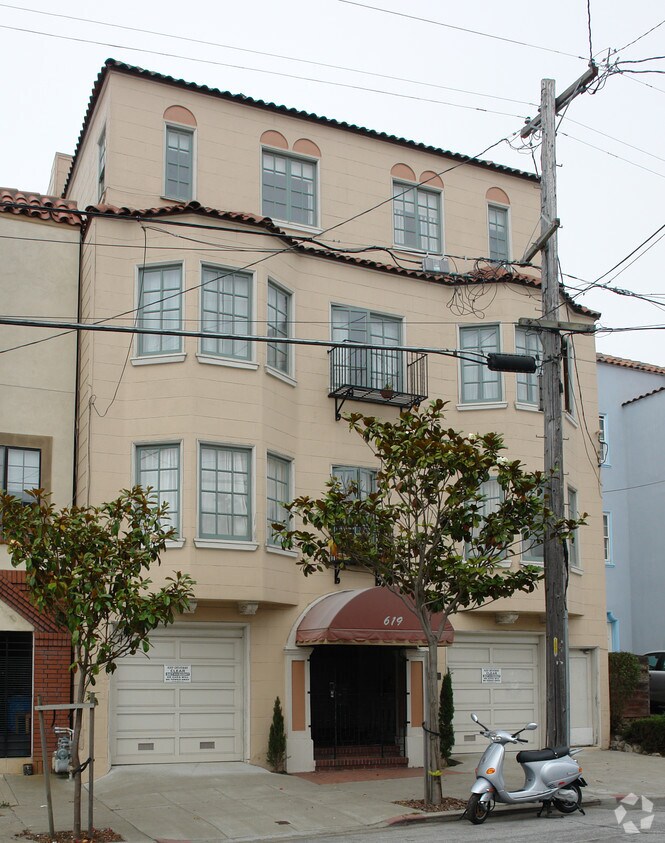 Foto del edificio - 619 28th Ave