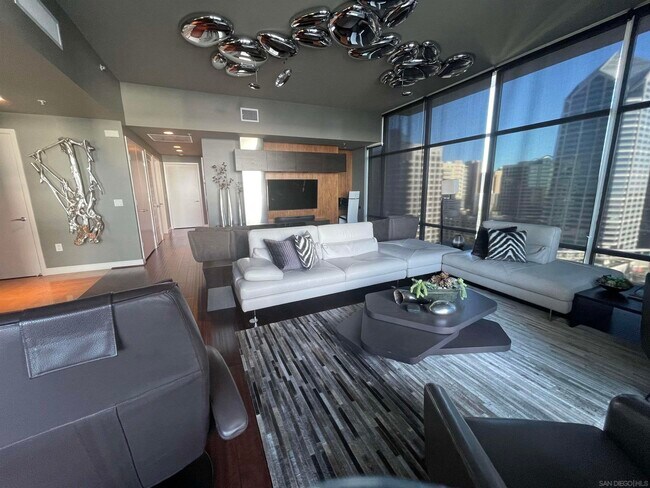 Foto del edificio - 1262 Kettner Blvd