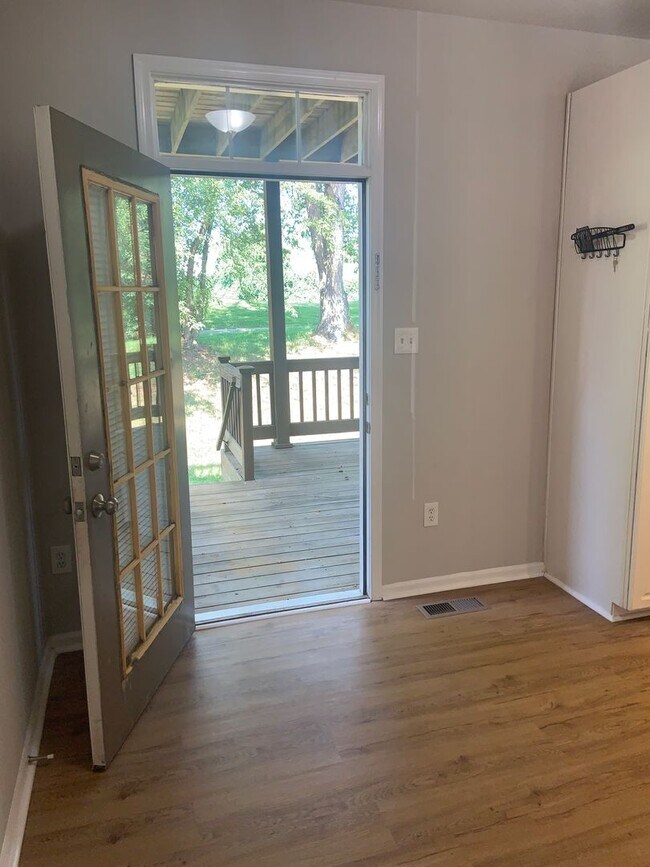 Foto del edificio - Walden Golf Course - Crofton Townhome - Av...