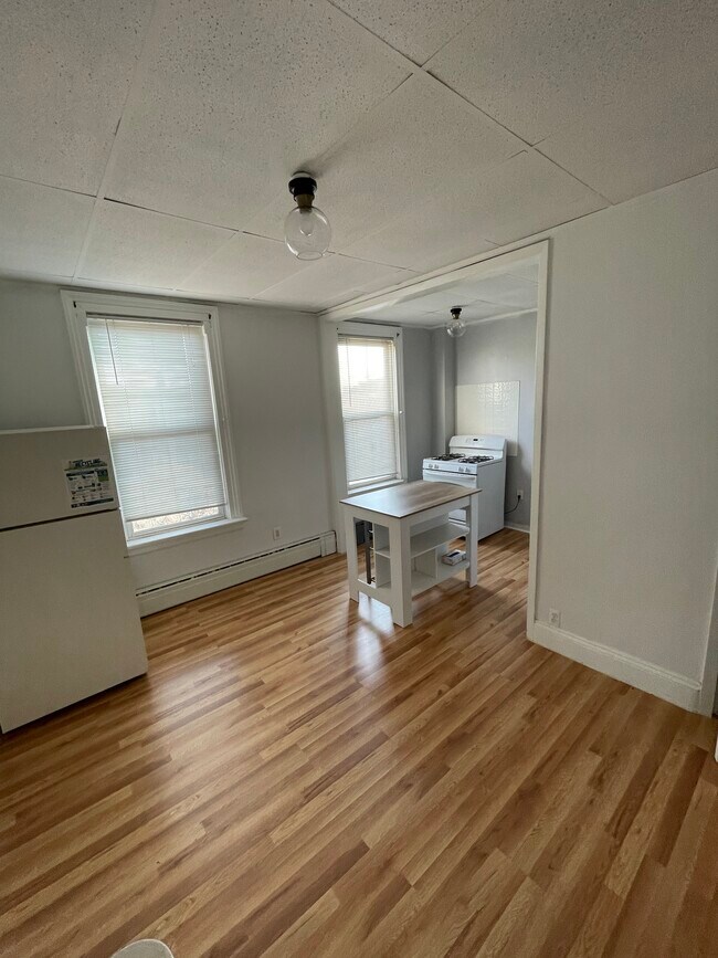 Foto del edificio - 340 Webster Ave