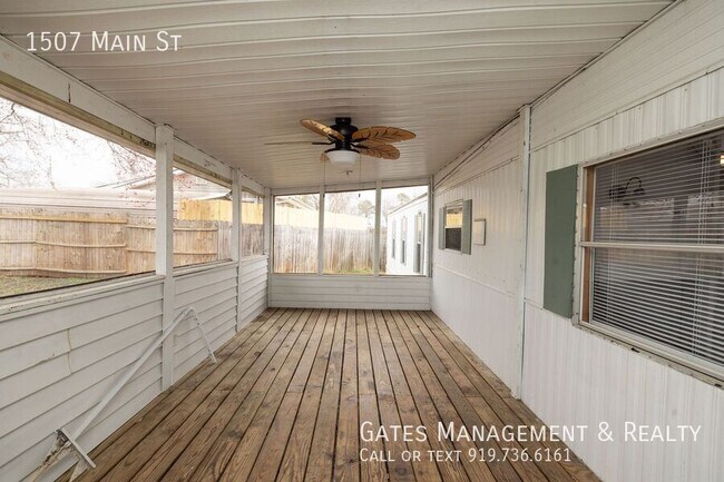 Foto del edificio - 1507 E Main St