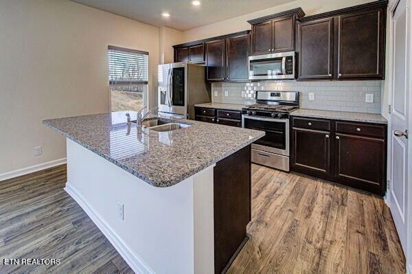 Foto del edificio - 12152 Evergreen Terrace Ln
