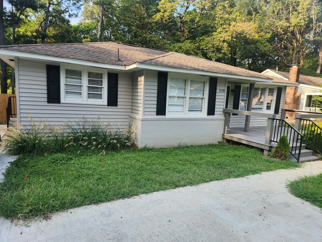 Foto principal - 1519 Central Ave