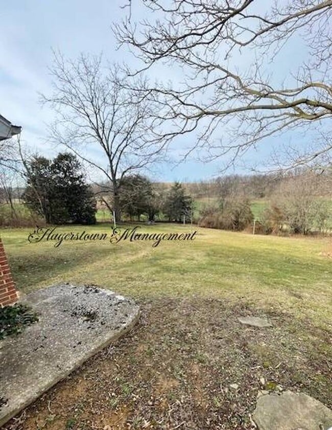 Building Photo - 3 BR Single Family Home