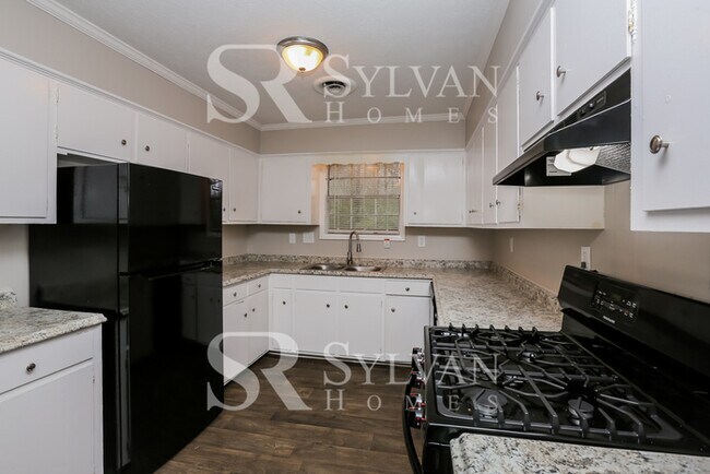 Foto del edificio - You Can Afford to Dwell Well.