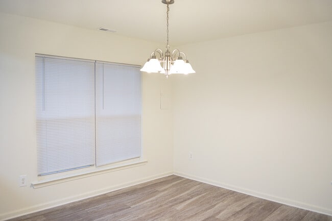 Building Photo - The Willows at Spring Mill