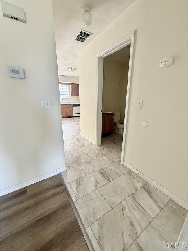 Foto del edificio - 547 Ponderosa Ave