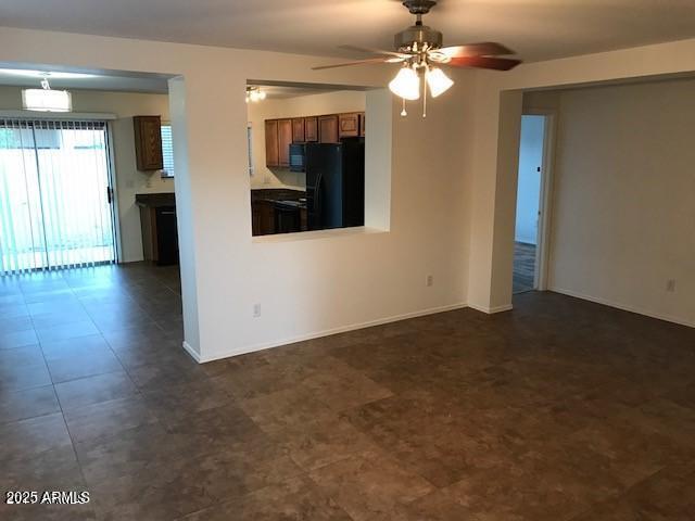 Building Photo - 10537 W Donald Dr