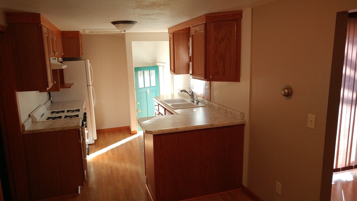 Foto del edificio - 330 W 11th St