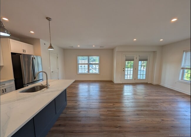 Foto del edificio - 138 Highland Ave