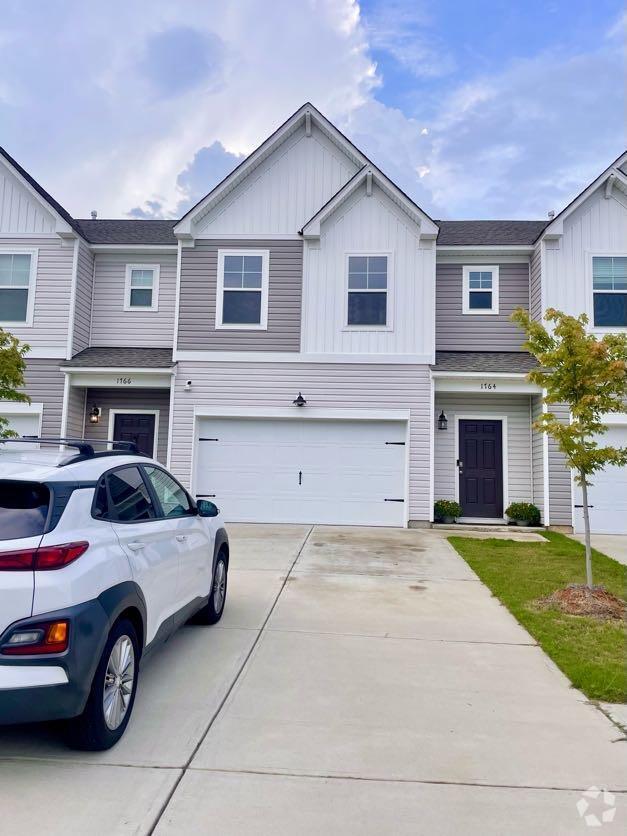 Building Photo - 1764 Snead Dr