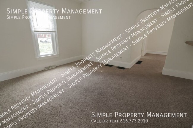 Foto del edificio - 615 Mc Reynolds Ave NW