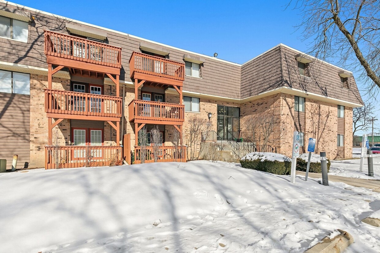 1895 Tall Oaks Dr Unit 1507, Aurora, IL 60505 Condo for Rent in