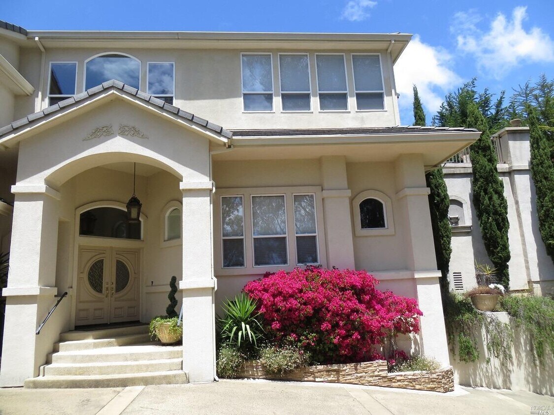 7 Sea View Ave, San Rafael, CA 94901 House Rental in San Rafael, CA