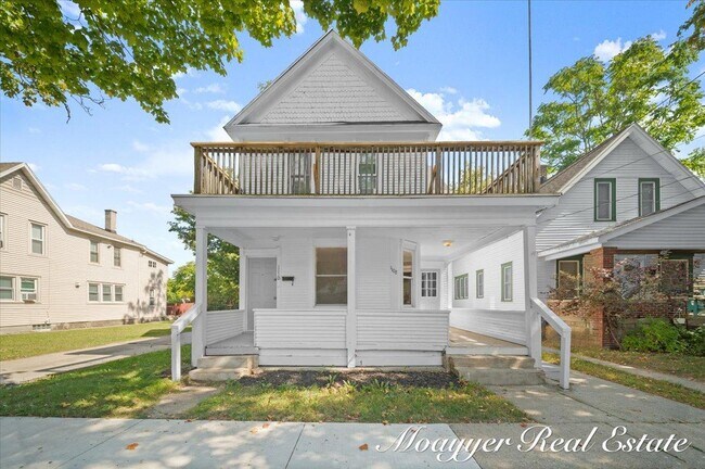 Foto del edificio - 1108 Muskegon Ave NW