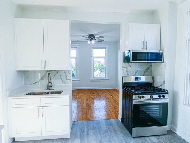 Foto del edificio - 2044 W 19th St