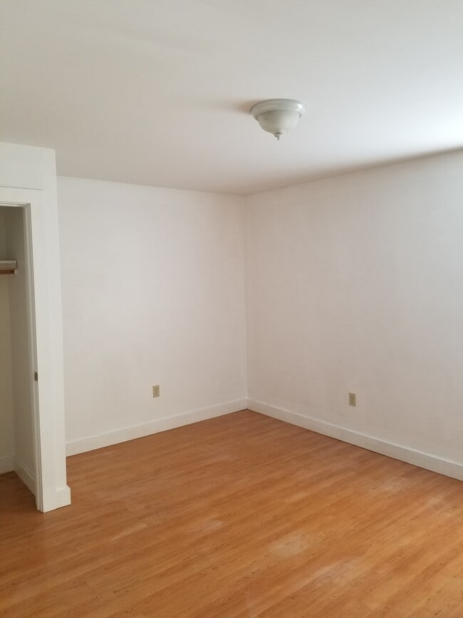 Building Photo - 2864 Fort Bridgman Rd