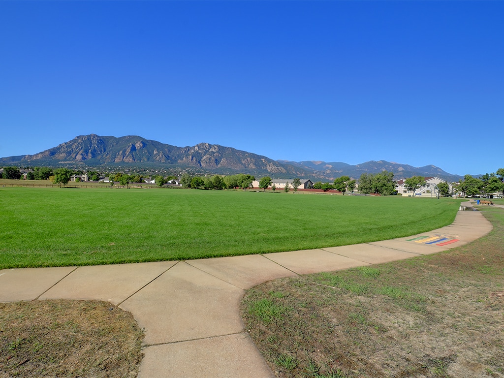 1080 Cheyenne Villas Point, Colorado Springs, CO 80906 Townhome