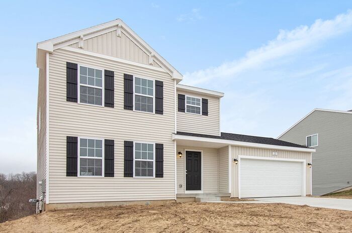 Foto principal - 5667 Claremount St