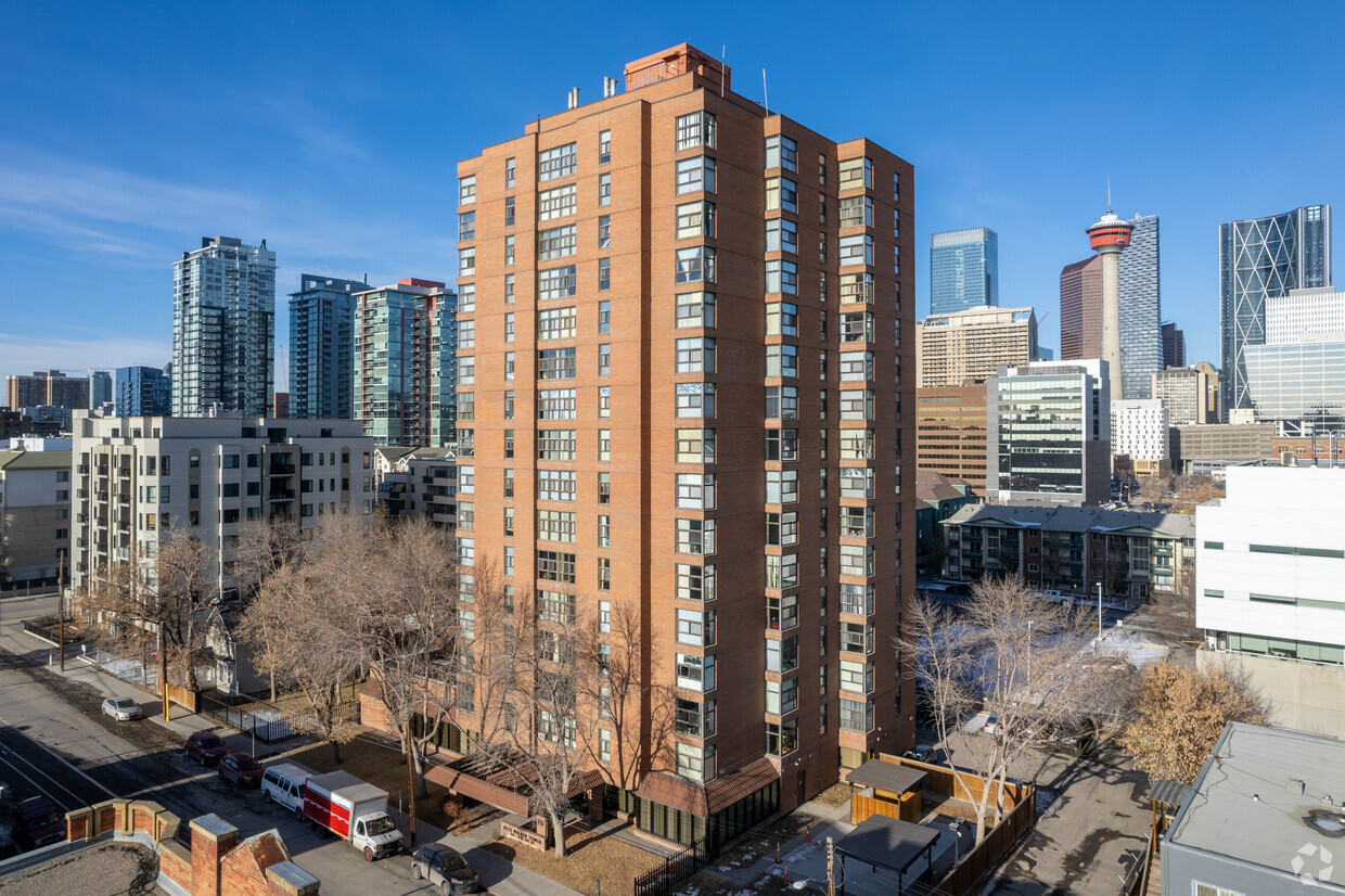 Primary Photo - Alex Walker Tower