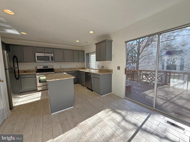 Building Photo - 1191 Cypress Tree Pl