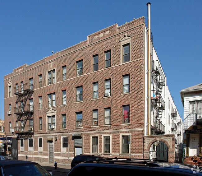 rear - 5115 13th Ave